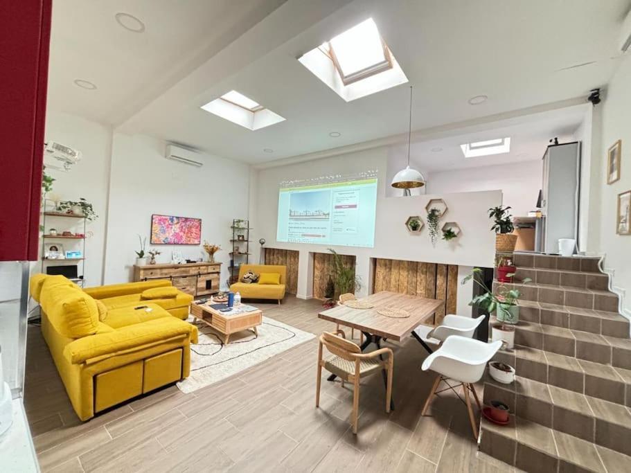 The Special Loft Plaza Castilla Madrid Esterno foto
