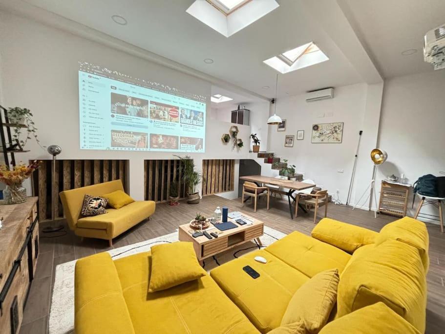 The Special Loft Plaza Castilla Madrid Esterno foto