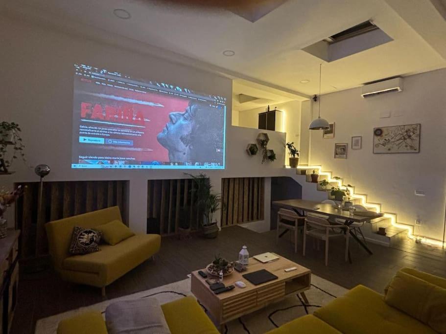The Special Loft Plaza Castilla Madrid Esterno foto