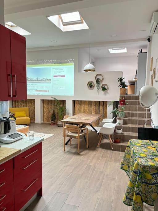 The Special Loft Plaza Castilla Madrid Esterno foto